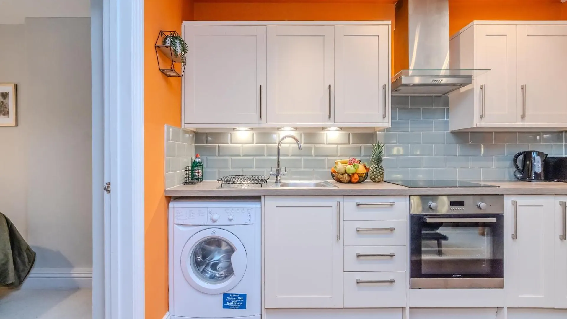 Prefect One Bedroom Flat Next To Brighton Beach Sleep 4 Guests Storbritannien