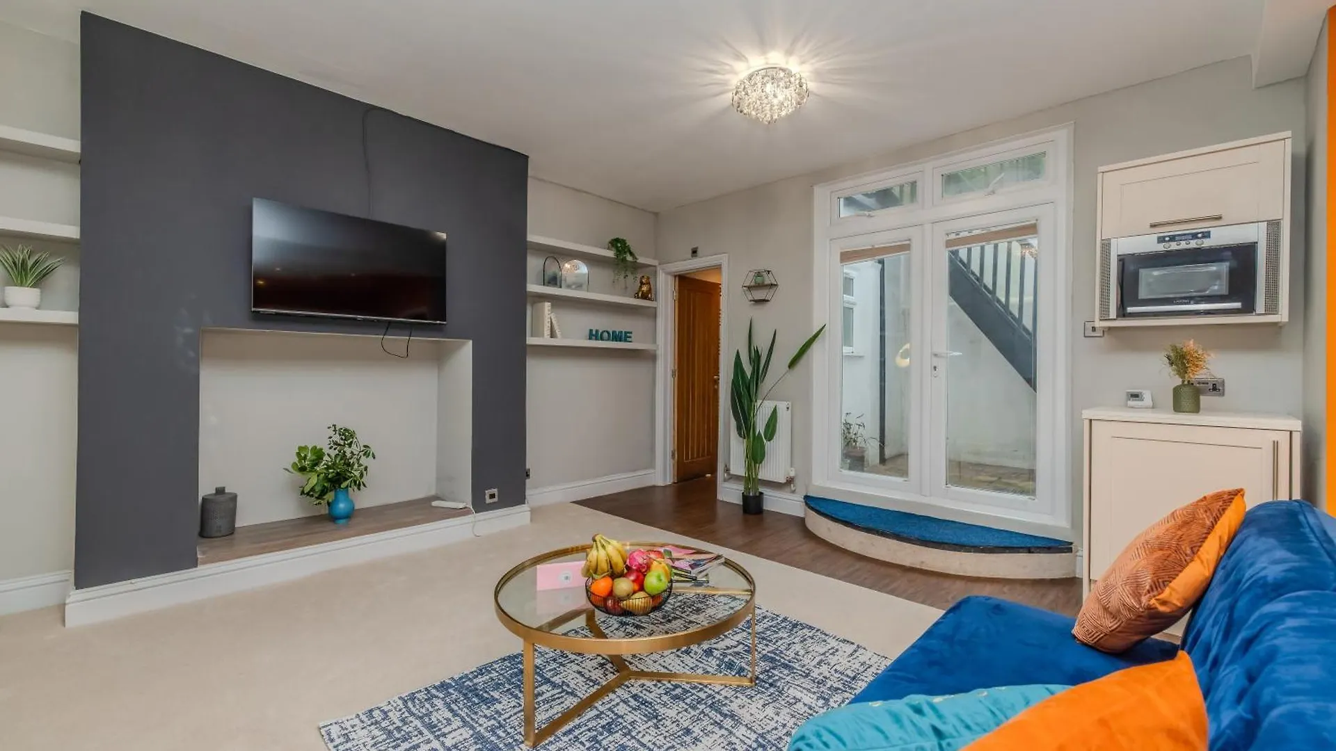 Prefect One Bedroom Flat Next To Brighton Beach Sleep 4 Guests